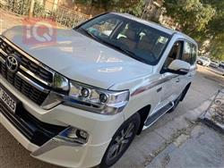 تۆیۆتا لاند کروزەر